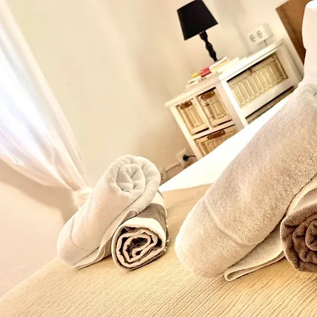 Casa Calidris - Bed, Wine & Breakfast Guest house Sesimbra