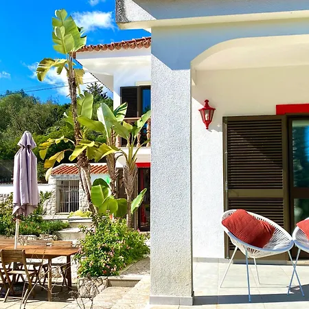 Pensión Casa Calidris - Bed, Wine & Breakfast Sesimbra